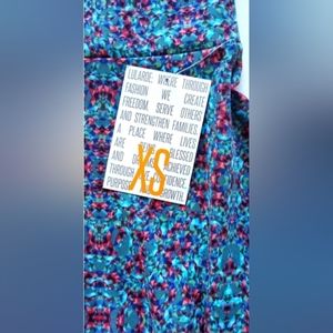 LuLaRoe Azure circle skirt. sz XS. Blue Multi floral. NWT.